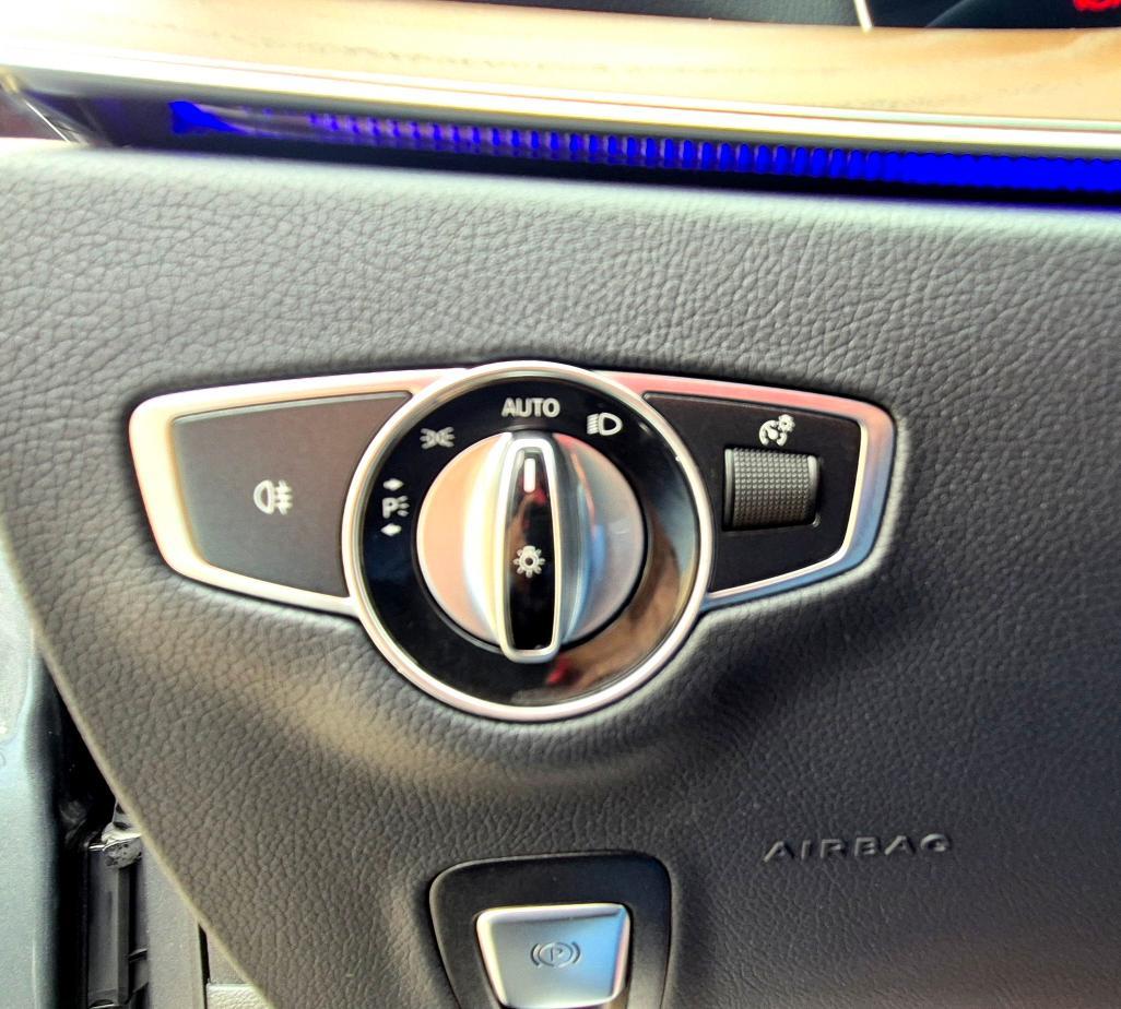 MERCEDES-BENZ E 220 4Matic Auto Sport All-Terrain