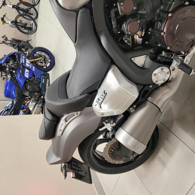 Yamaha VMAX - 2017