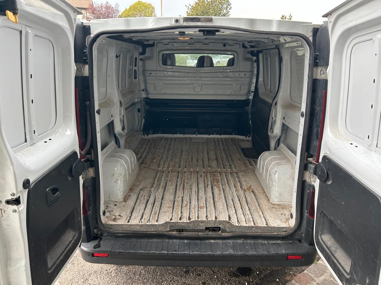 Opel Vivaro 27 1.6 BiTurbo 140CV PC-TN