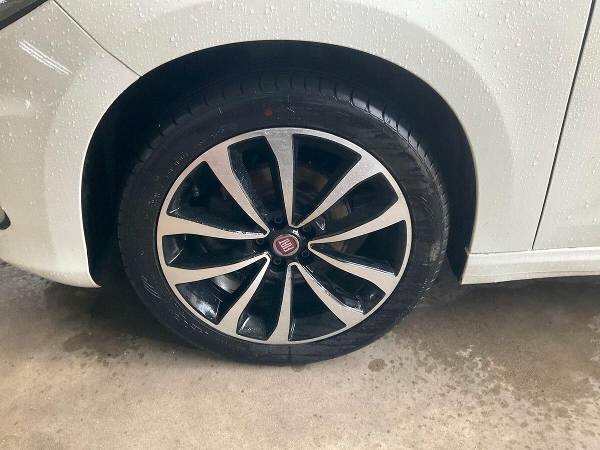 Fiat Tipo 1.6 Mjt S&S DCT SW Lounge