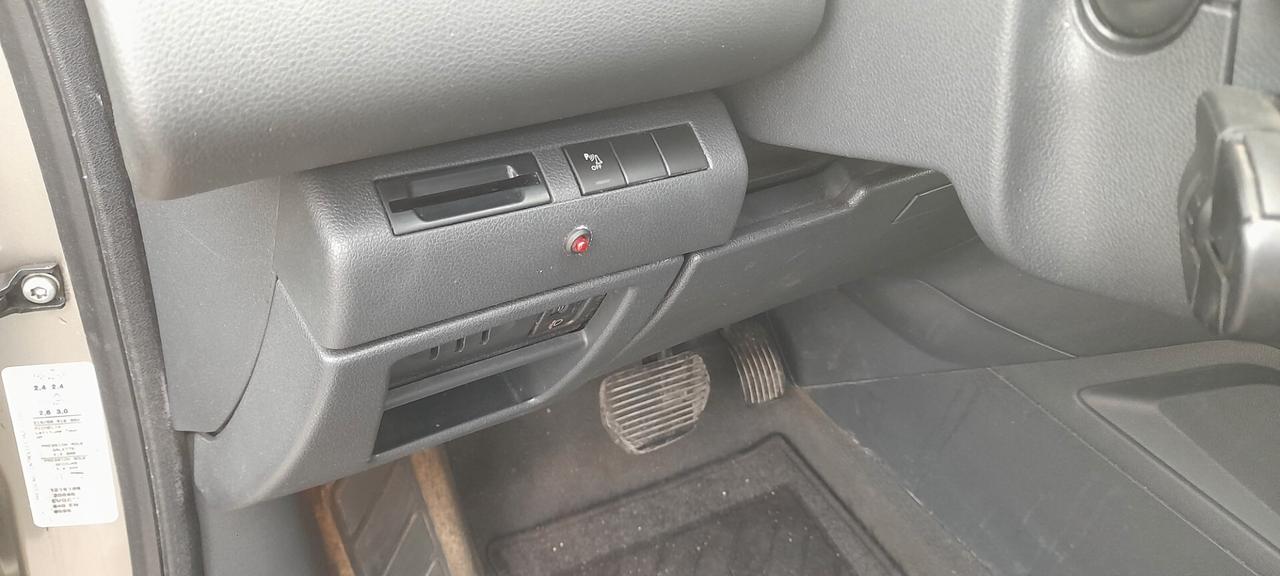Peugeot 3008 1.6 HDi 110CV cambio robotizzato Premium