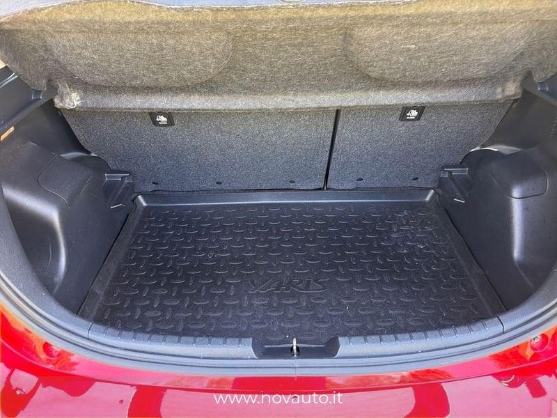 Toyota Yaris Yaris 5p 1.5h Active my18