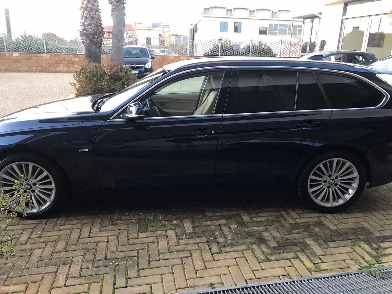Bmw 320 320d Touring Luxury
