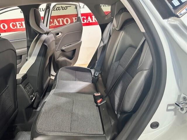 Renault Captur Mild Hybrid 140 CV Intens