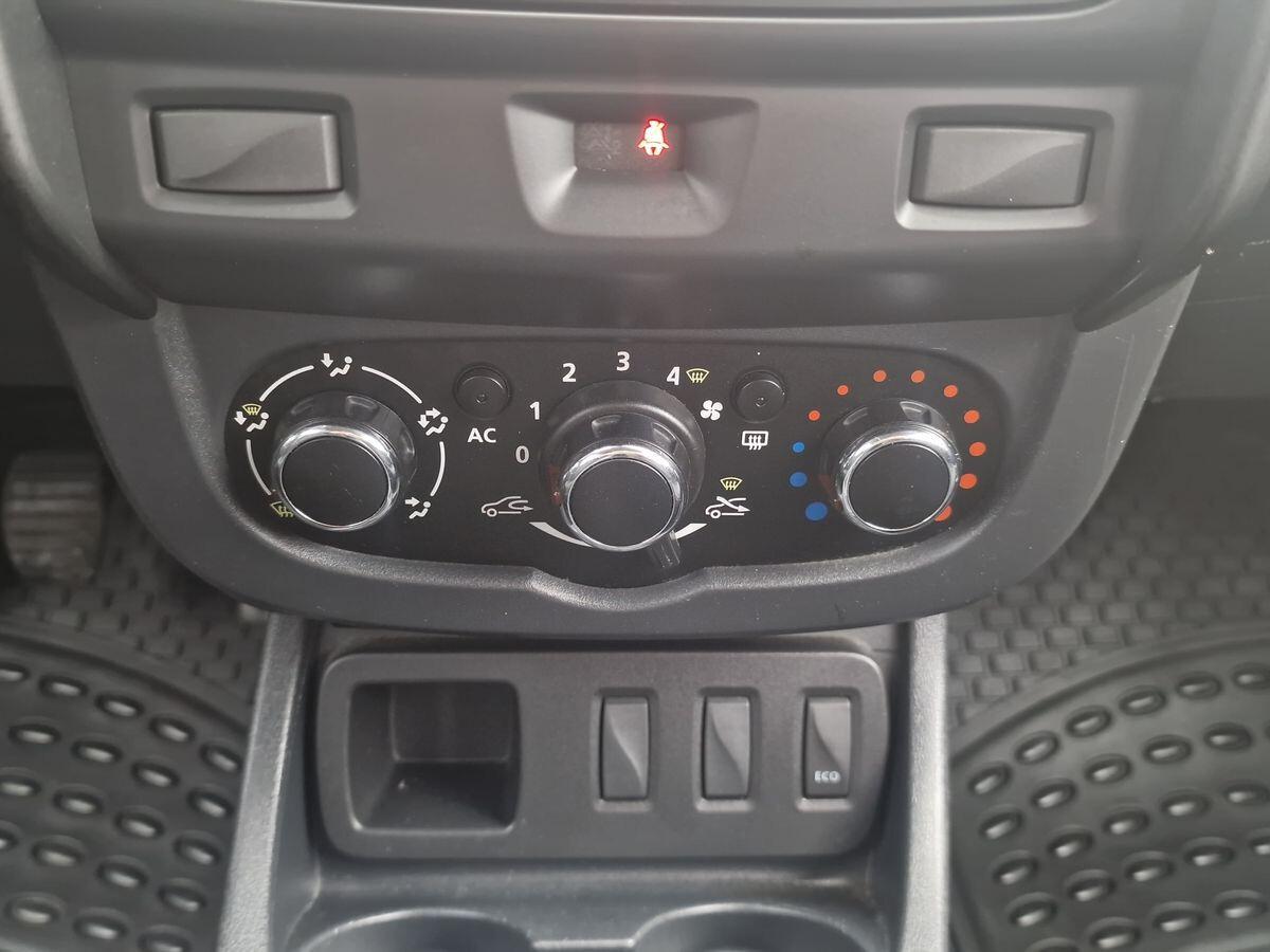 DACIA DUSTER 1.6 LAUREATE