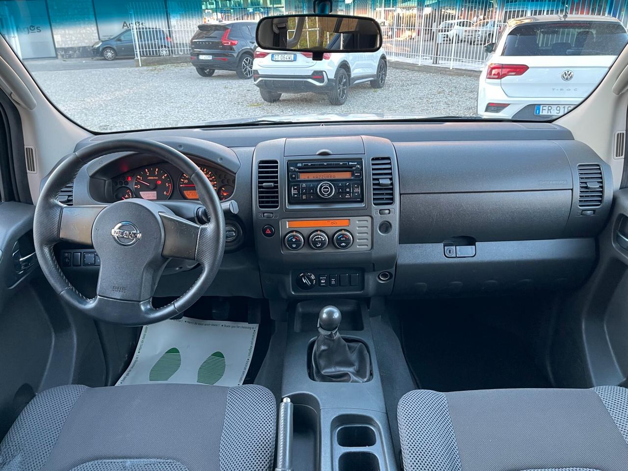 Nissan Navara 2.5 dCi 4 porte Double Cab LE