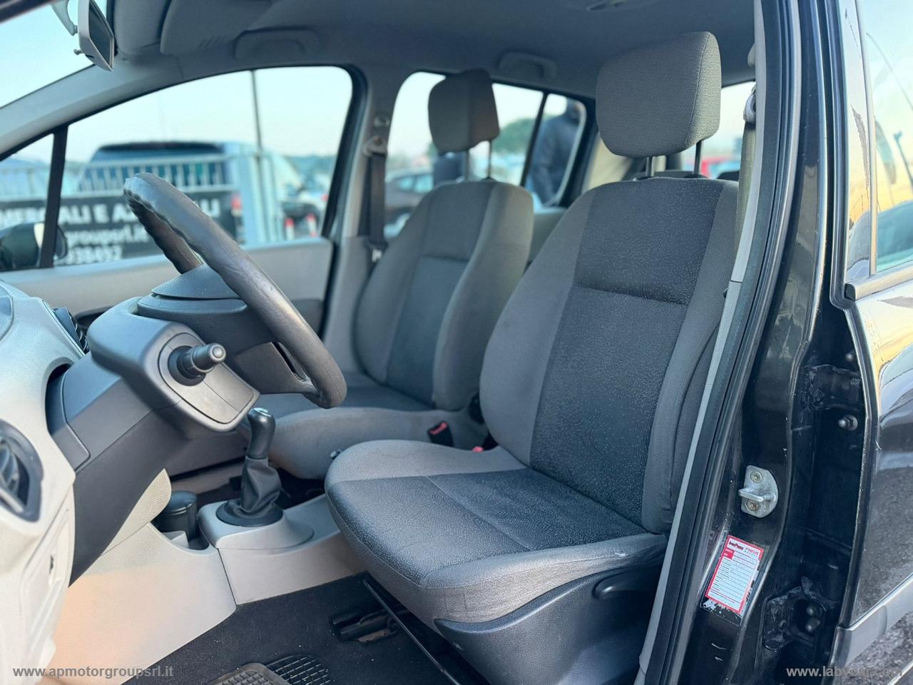 RENAULT Modus 1.2 16V Dynamique