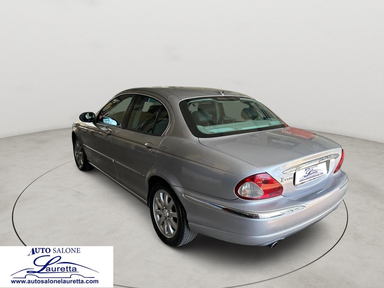 Jaguar X-Type 2.5 V6 24V cat Executive