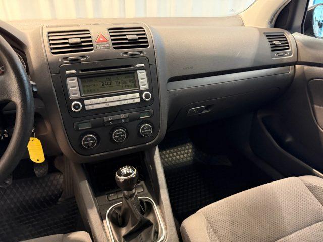 VOLKSWAGEN Golf 1.6 16V FSI 5p. Radio Clima *HÄNDLER*