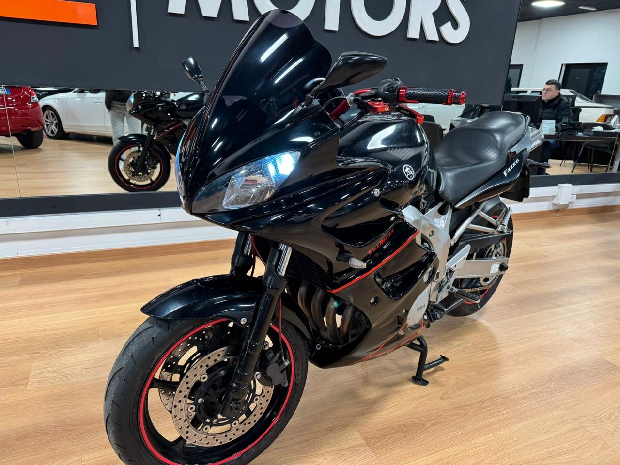 YAMAHA FZ6 FAZER