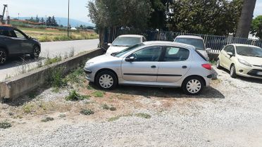 Peugeot 206 1.1 5p. XR