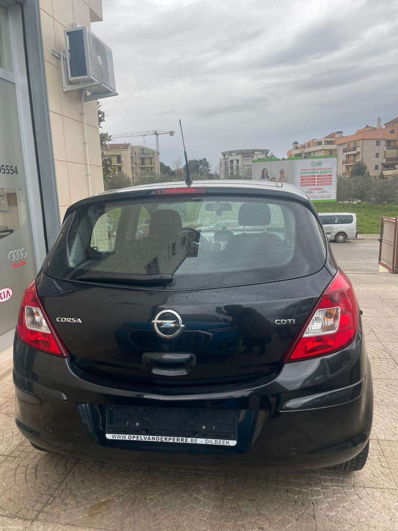 OPEL CORSA 1.3 CDTI 75CV F.AP. 5 PORTE AUTO PER NEO PATENTATI