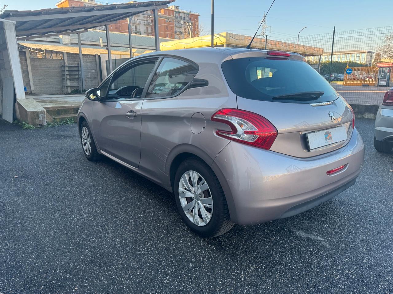 PEUGEOT 208 1.2 12V VTi 82CV 3p. Active UNICO PROPRIETARIO