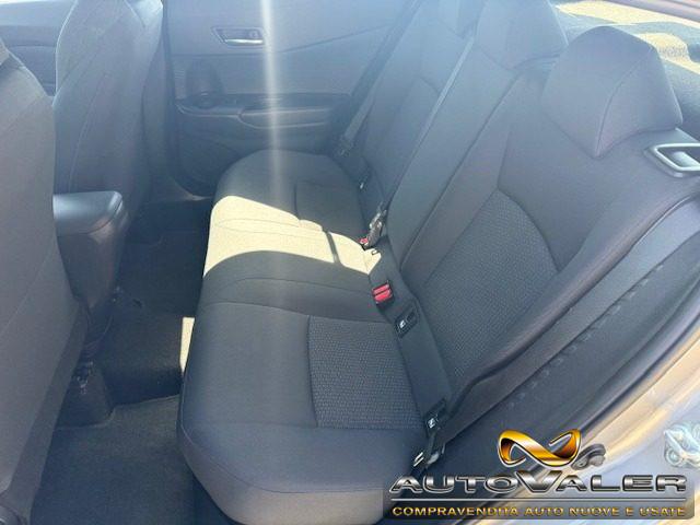 TOYOTA C-HR 1.8 Hybrid E-CVT Active