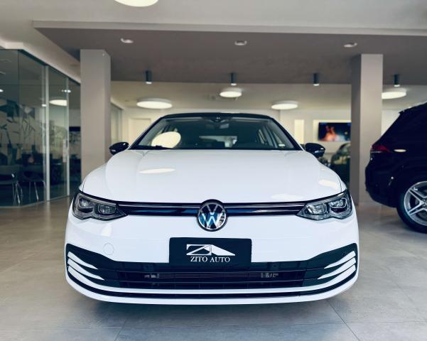 Volkswagen Golf 2.0 tdi Style 115cv dsg TETTO/IQLIGHT