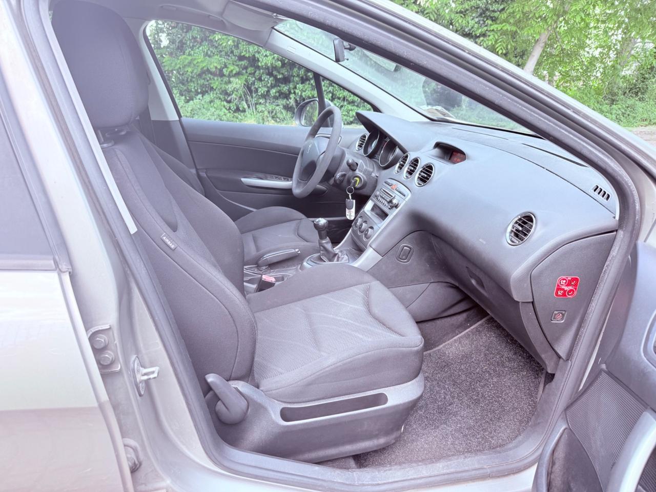 Peugeot 308 1.6 DIESEL- 140 MILA KM !!!! UNICO PROP!!!