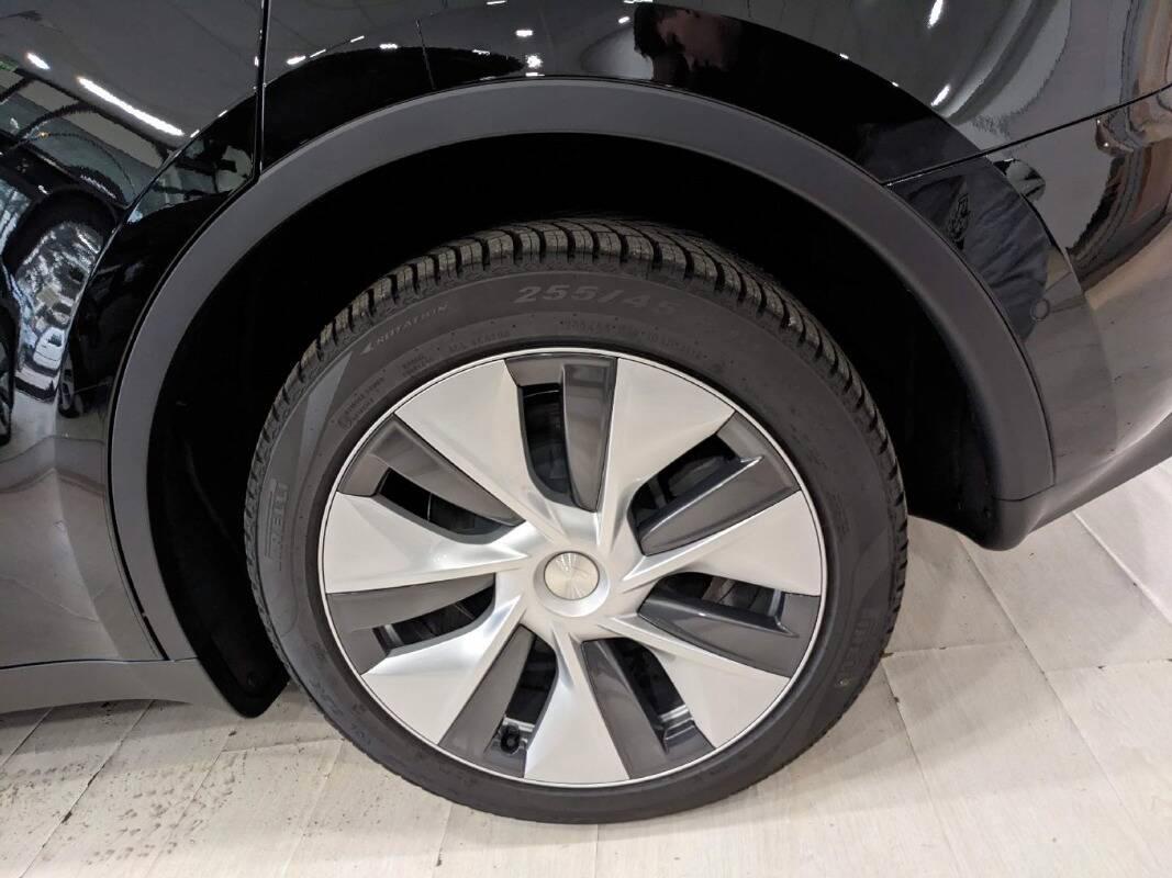 Tesla Model Y 440 cv, AWD, Tetto Panoramico, Autonomia WLTP 533km, 0-100km h 5.0 sec