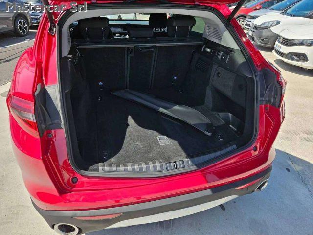 ALFA ROMEO Stelvio Stelvio 2.2 t Sport Tech rwd 160cv auto - FY068PJ
