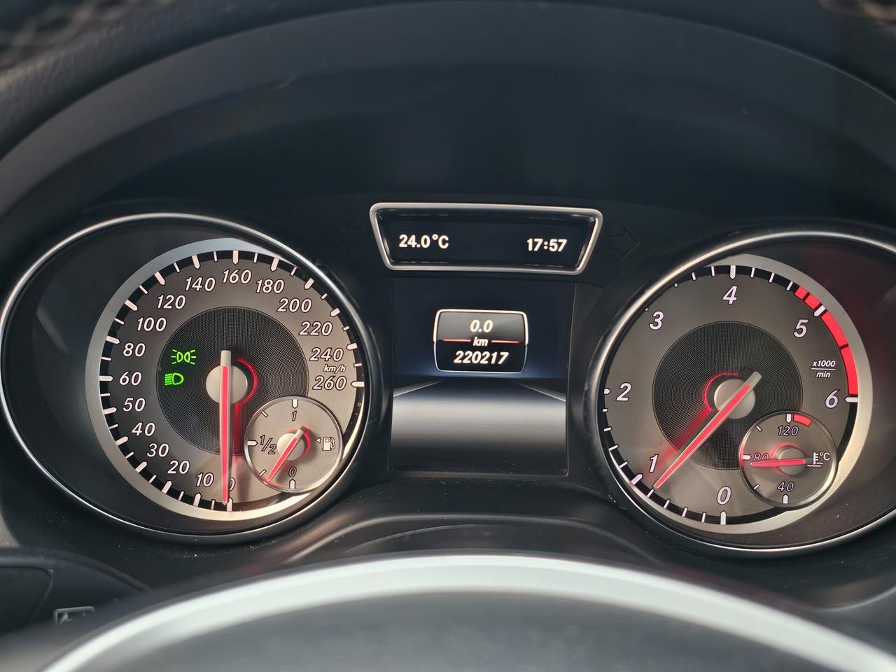 Mercedes-benz CLA 180 CDI Sport