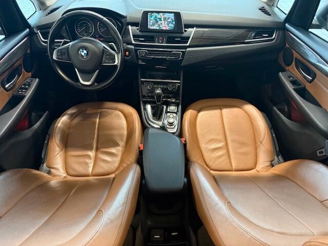 Bmw 2er Active Tourer 220d xDrive Luxury aut.