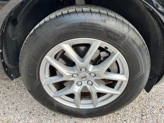 VOLVO XC60 B4 (d) AWD Geartronic Momentum Pro