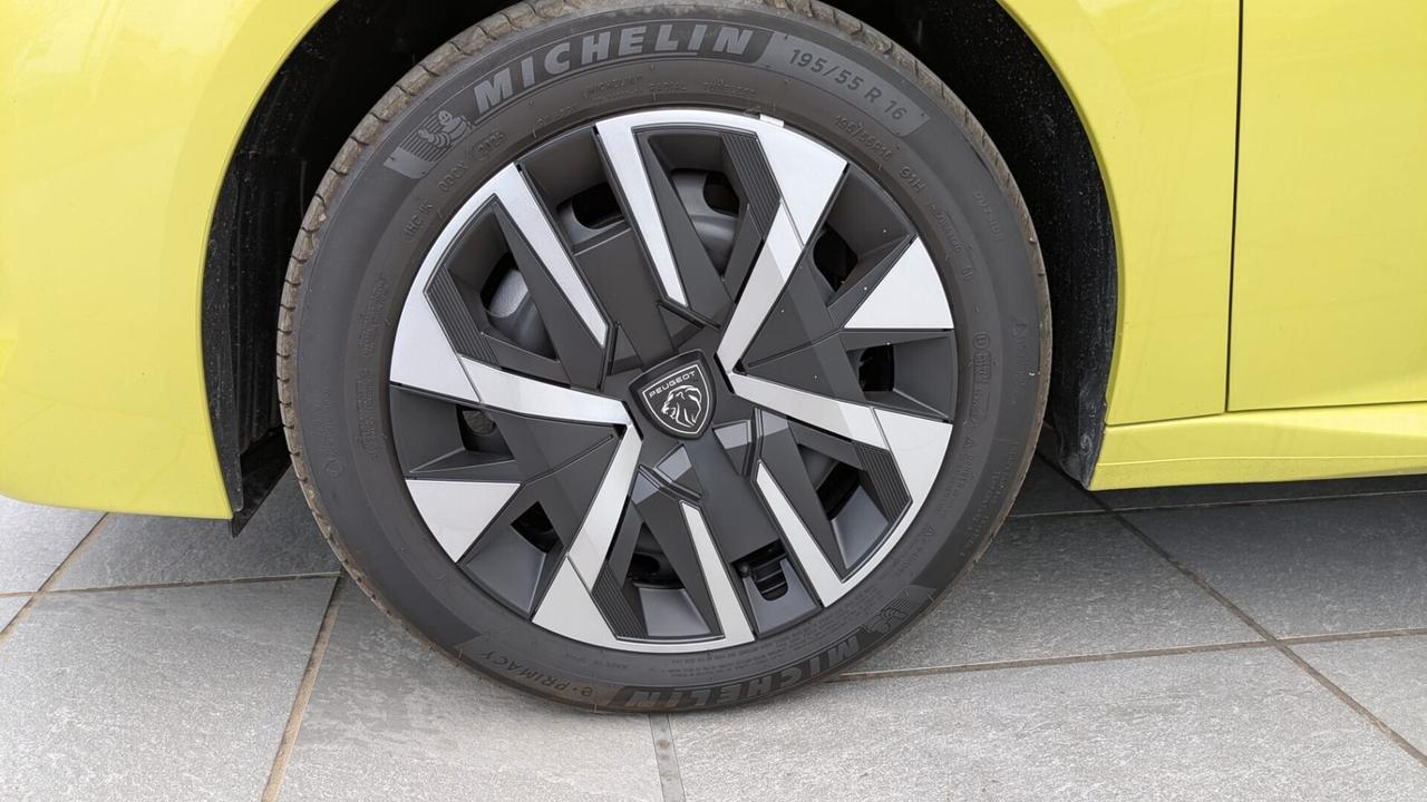 Peugeot 208 100 STYLE