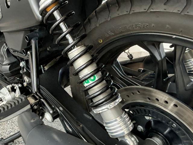 MOTO GUZZI V7 STONE