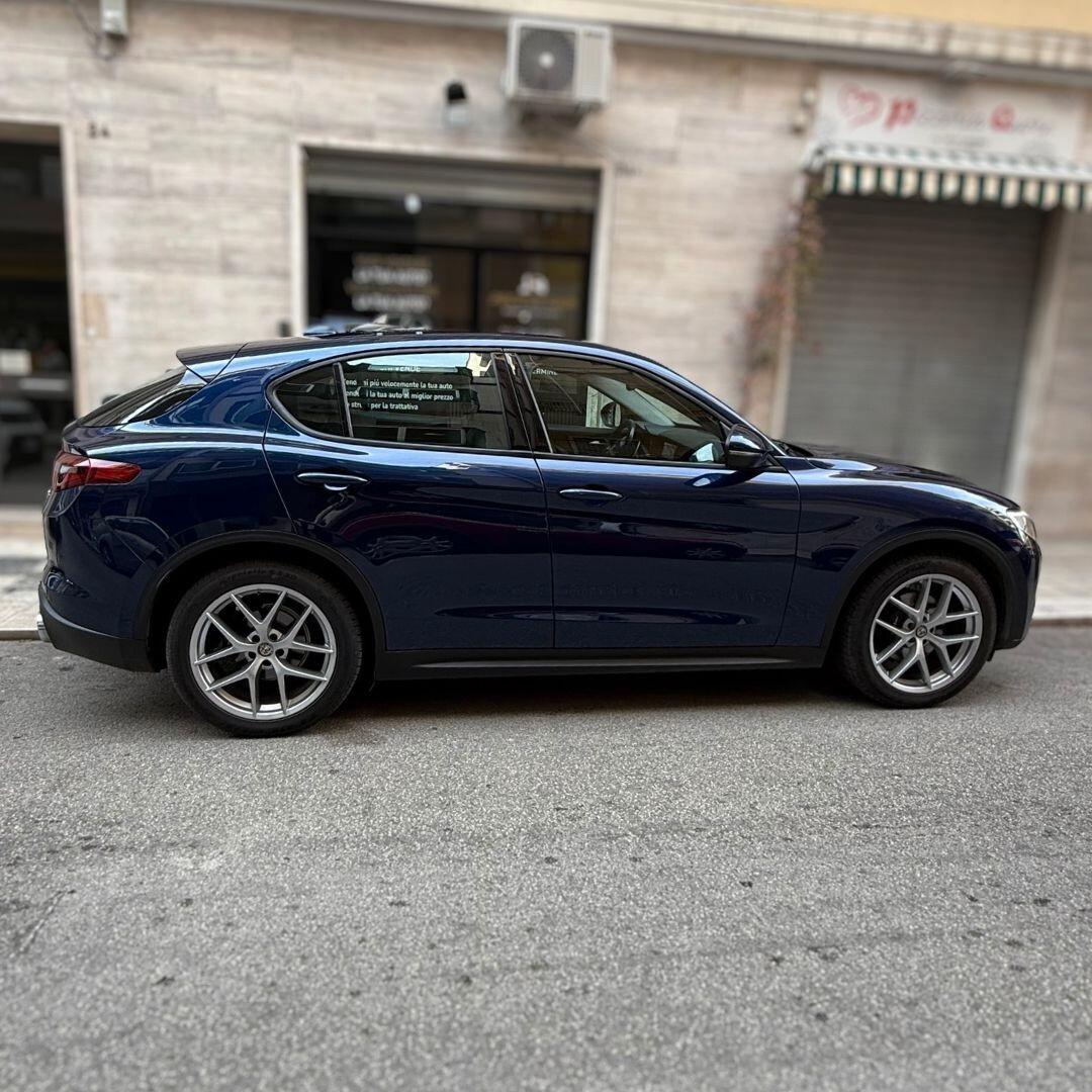 Alfa Romeo Stelvio 2.2 Turbodiesel 190 CV AT8 RWD Executive
