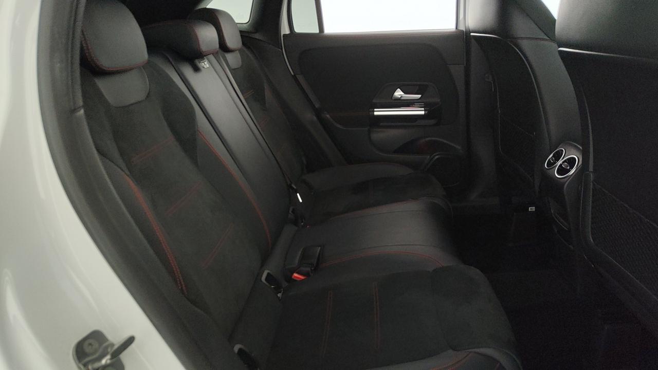 Mercedes-Benz GLA-H247 2020 - GLA 180 d Premium auto