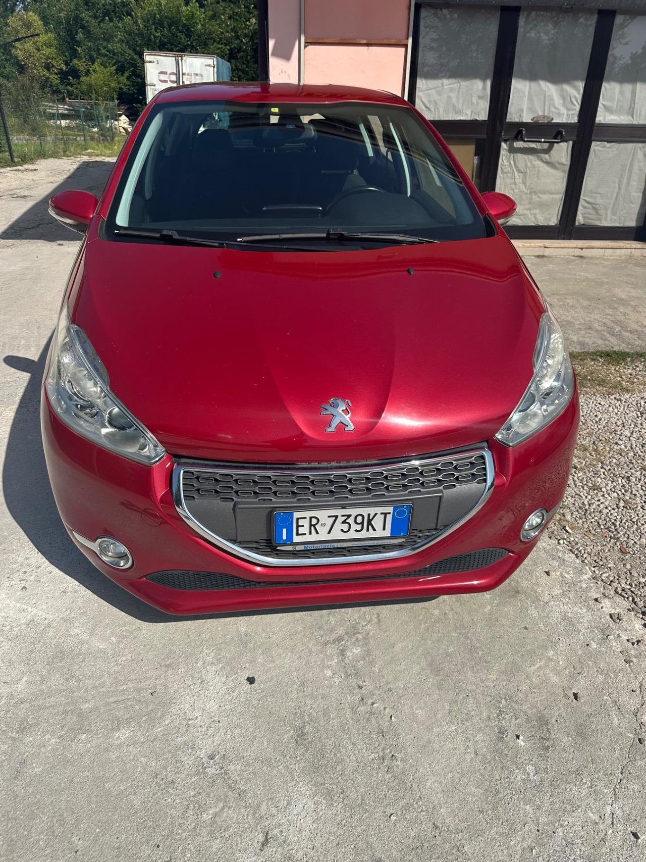 Peugeot 208 1.6 e-HDi 115 CV