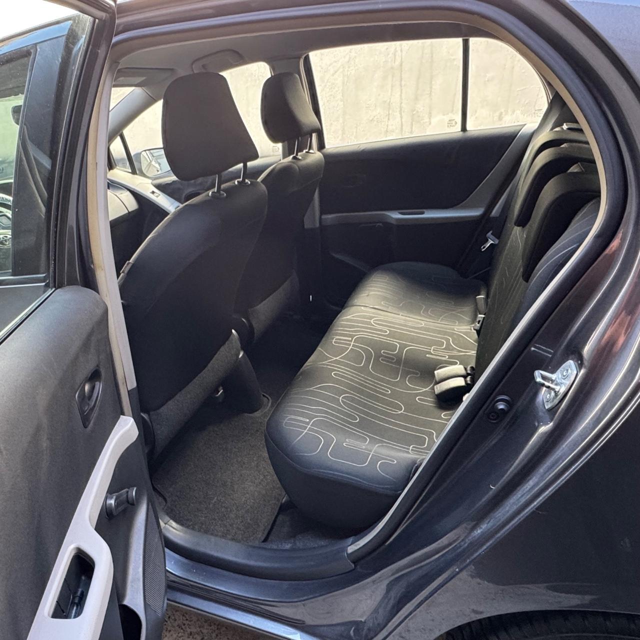 Toyota Yaris 1.0 5 porte Now