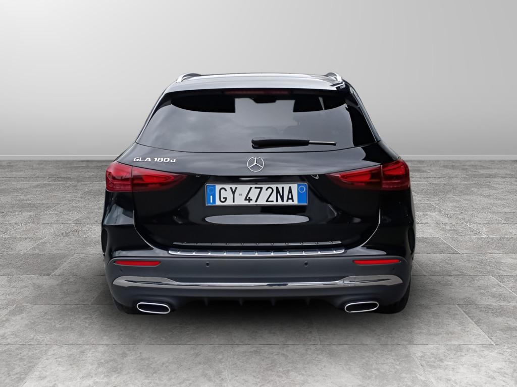 Mercedes-Benz GLA-H247 2023 - GLA 180 d AMG Line Advanced Plus auto