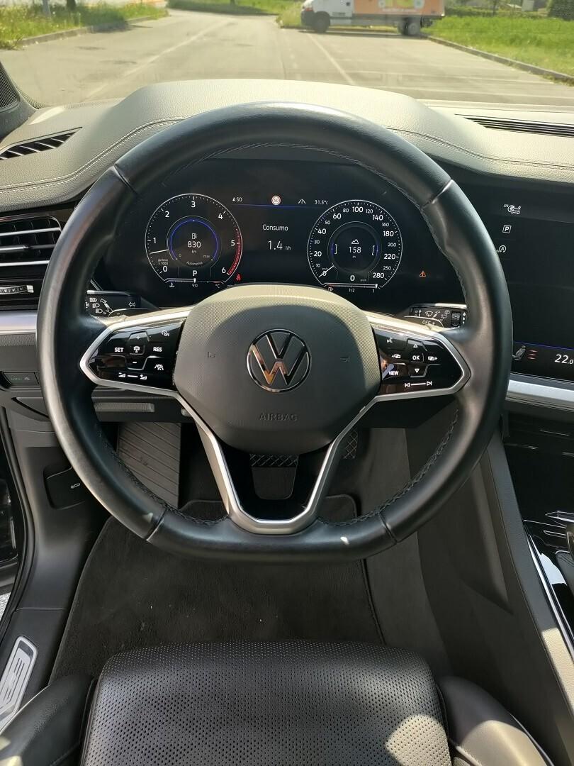 VOLKSWAGEN Touareg 3.0 V6 tdi Elegance 286cv tiptr