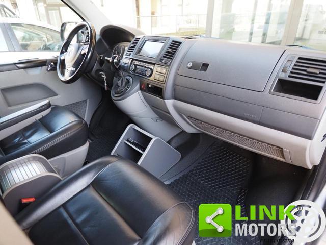 VOLKSWAGEN Caravelle T5 AUTOMATICO 4 MOTION 2.0 TDI PASSO LUNGO