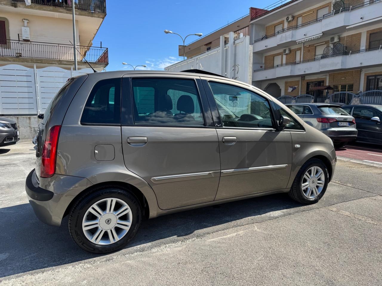 Lancia MUSA 1.4 BENZINA 95CV Platino 2005
