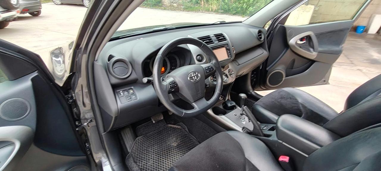 Toyota RAV 4 RAV4 2.2 D-4D 150 CV "AUTOMATICA"