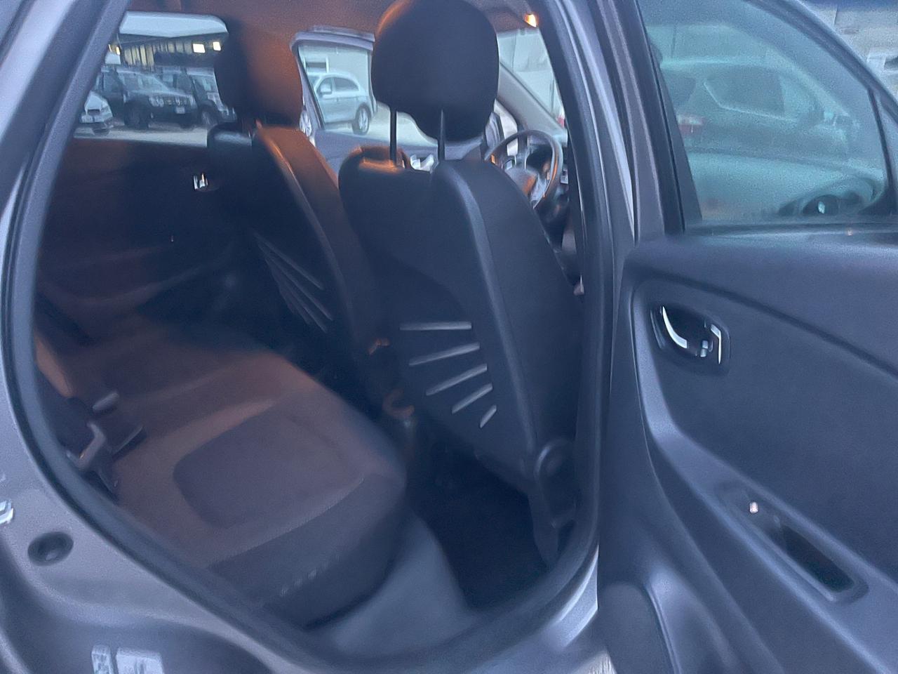 RENAULT CAPTUR 0.9 TCE 90CV R-LINK FULL LED MY14