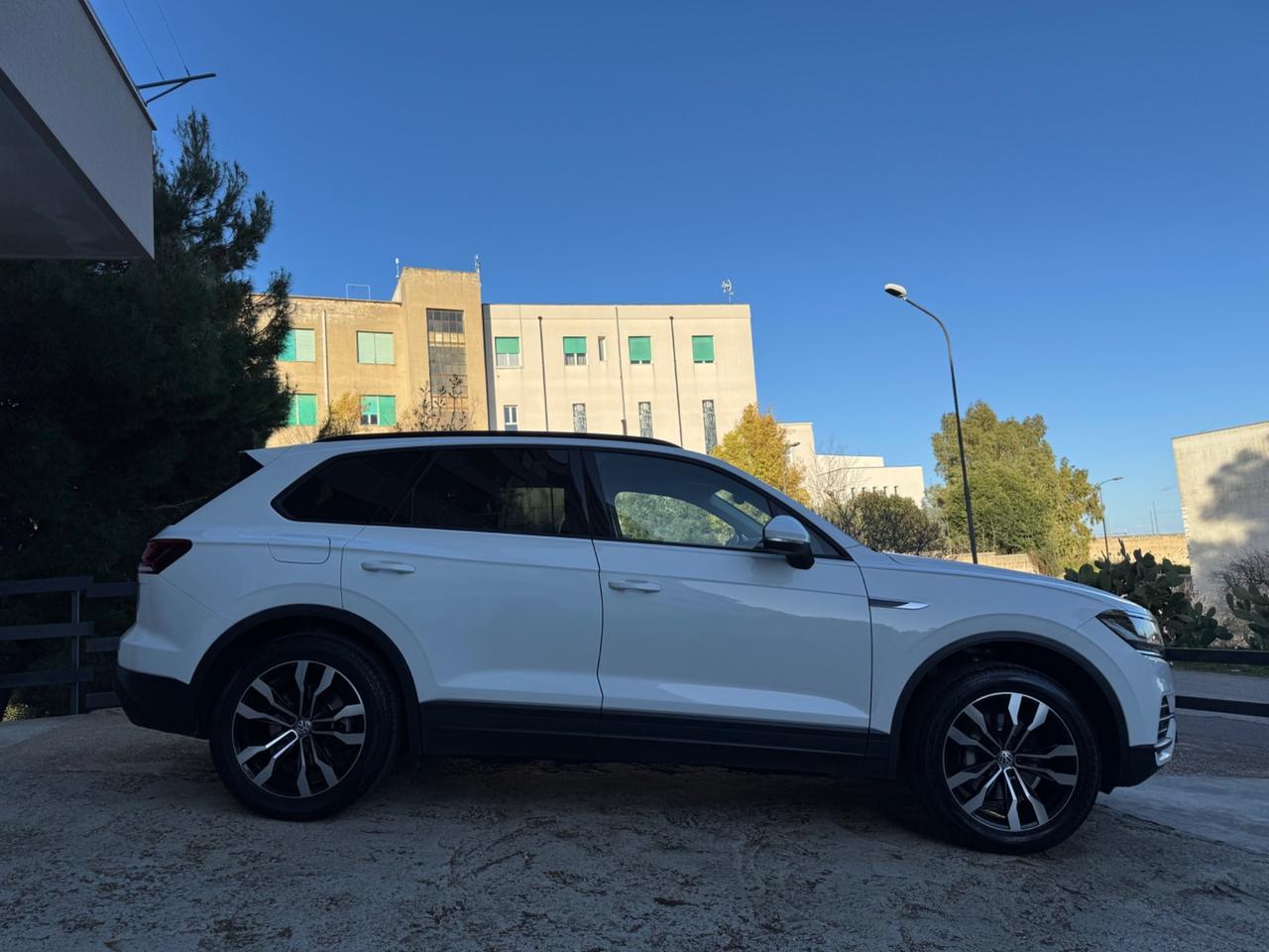 Vw Touareg 3.0 V6 TDI - CERCHI 20 - 2021