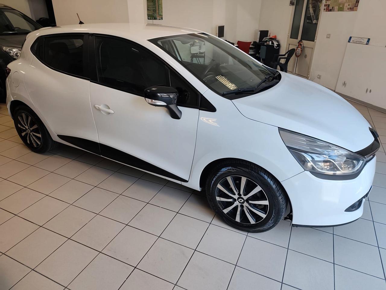 Renault Clio 1.5 dCi 8V 90CV Start&Stop 82gr 5 porte EcoBusiness