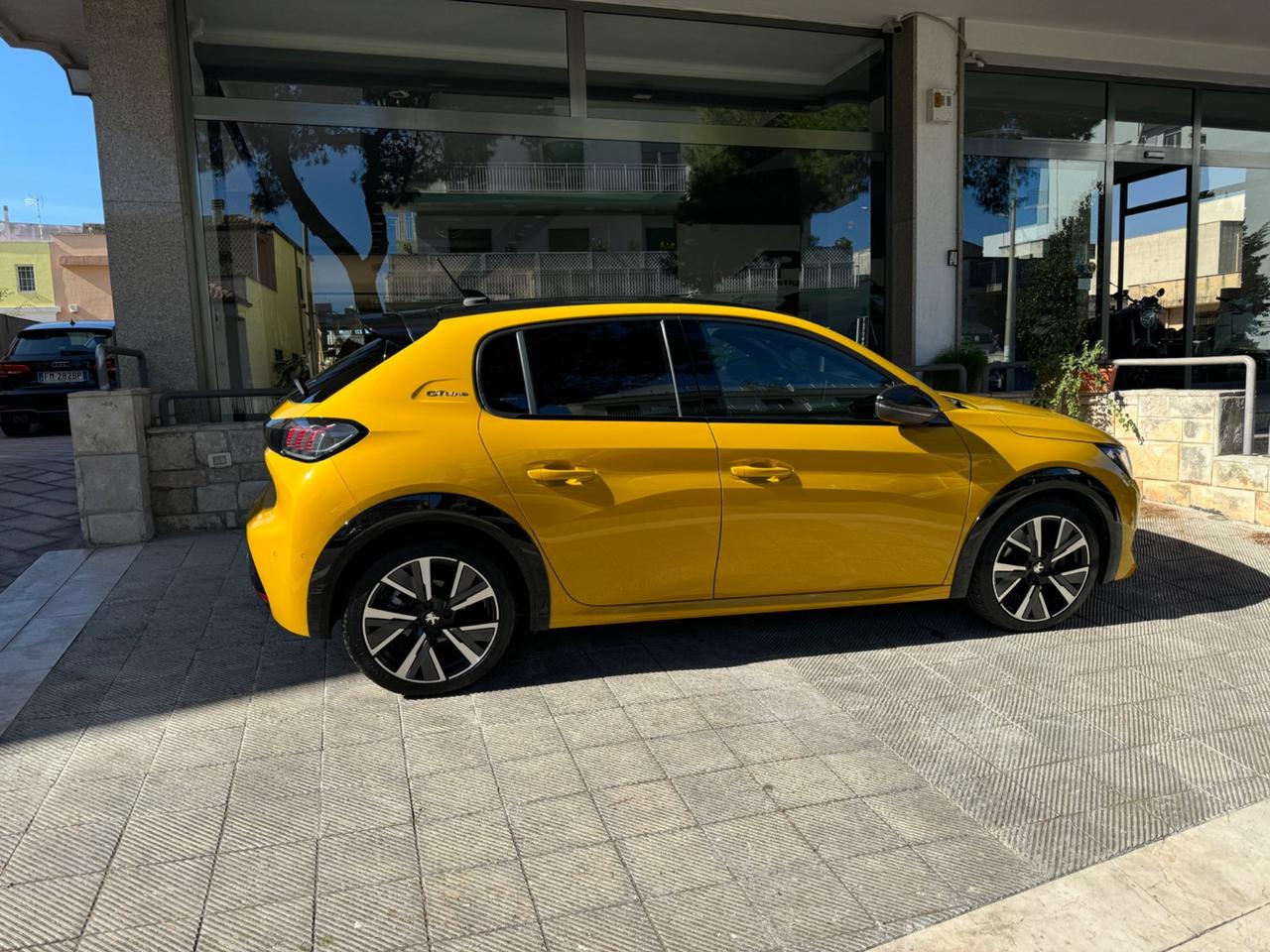 Peugeot 208 BlueHDi 100 Stop&Start 5 porte GT Line