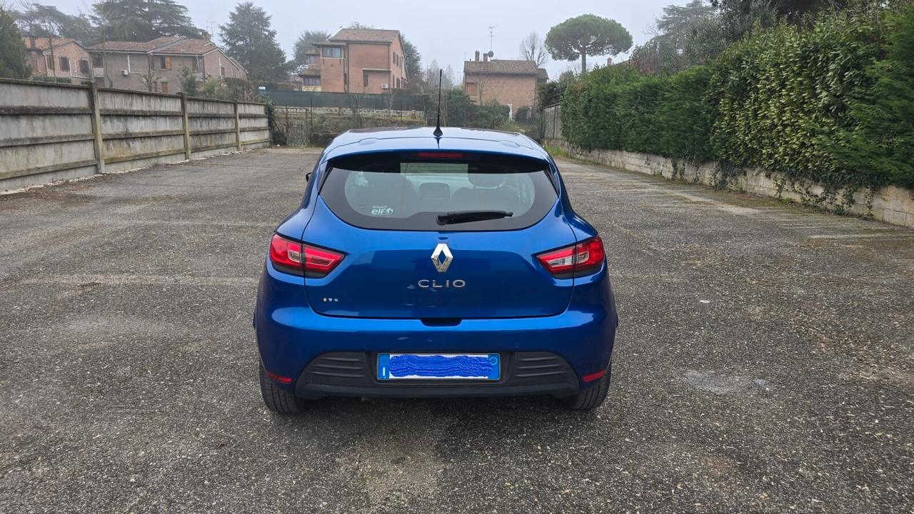 Renault Clio TCe 12V 90 CV GPL 5 porte Moschino Intens