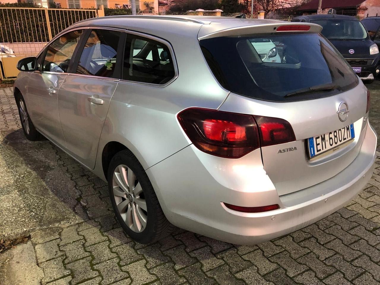 Opel Astra 1.7 CDTI 110CV Sports Tourer POSSIBILITA' DI GARANZIA 24 MESI RINNOVABILE FINO A 36 MESI!!!