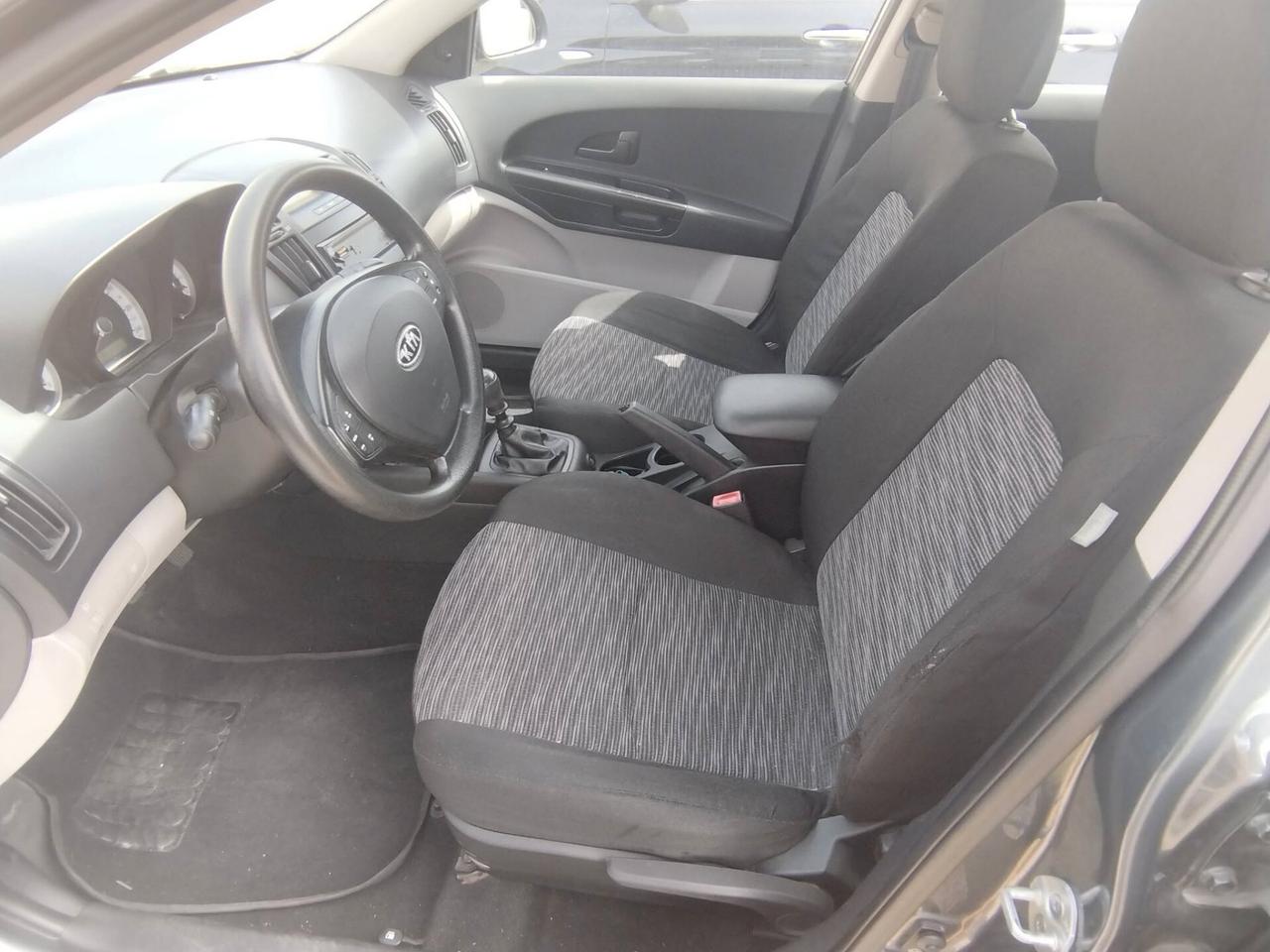 Kia Ceed cee'd 1.4 109CV 5p. LX Bi-Fuel