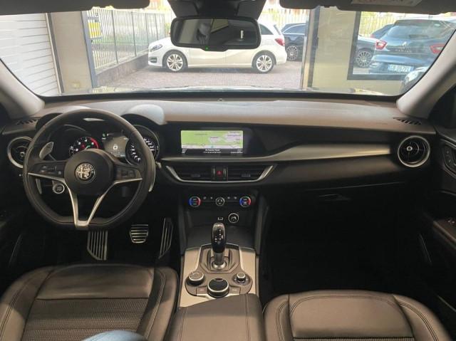 Alfa Romeo Stelvio 2.2 t Business Q4 210cv auto my19