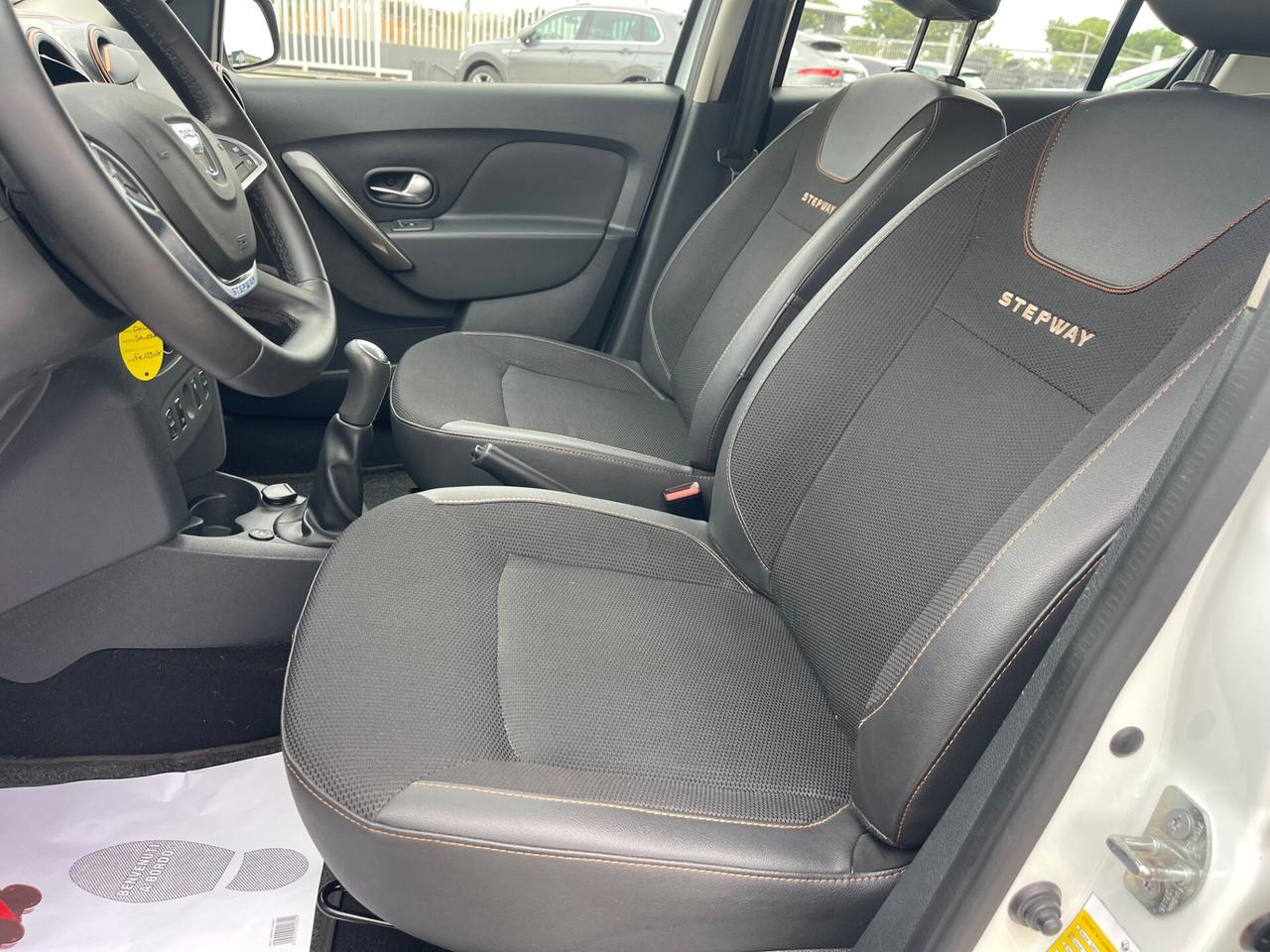 DACIA SANDERO STEPWAY 0.9 TCE GPL FULL LED MY17