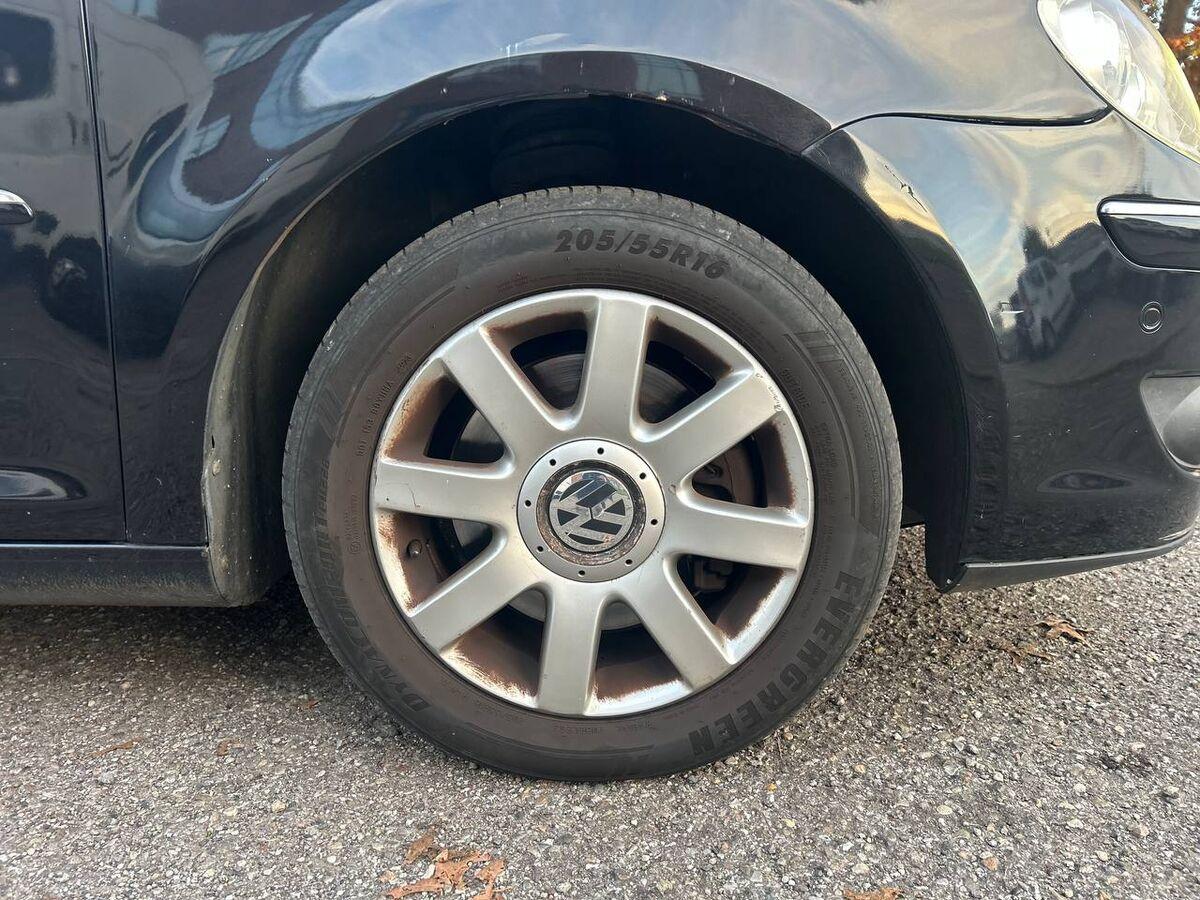 Volkswagen Touran 2.0 tdi Highline 170cv dsg dpf