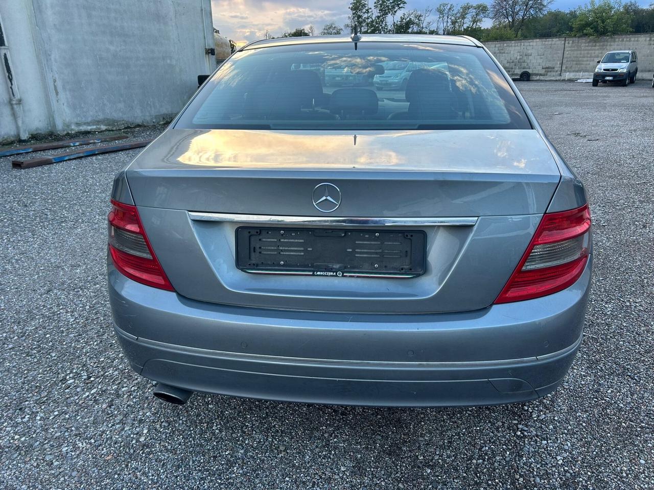 Mercedes-benz C 220 CDI LEGGI NOTE