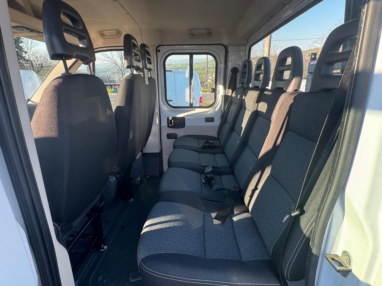 Fiat Ducato 2.3 130cv con GRU (capacità di presa 9995kg) 7POSTI