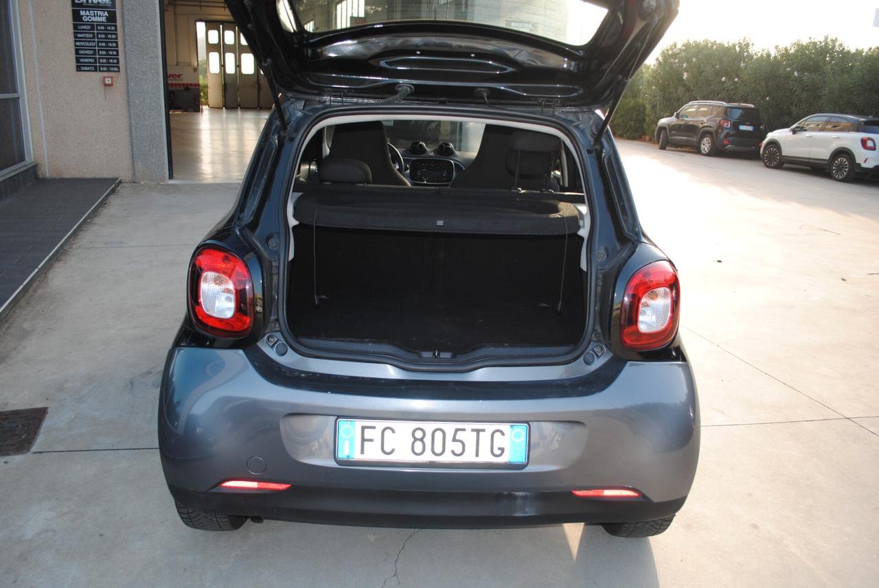 Smart ForFour 60 1.0 Youngster