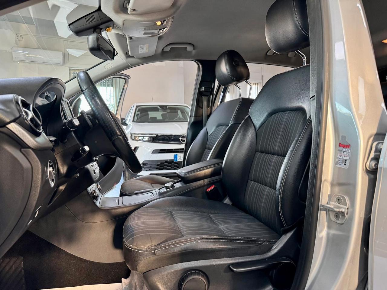 Mercedes B 200 NGD Automatic Sport 2015